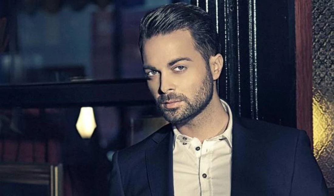 Ο Ηλίας Βρεττός προκαλεί ρίγος!- «Με έσωσε η Αγία Φιλοθέη»- Τι λέει ο πατέρας του για το τροχαίο ατύχημα